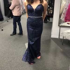 Brand New! NWT! Abby Paris Navy Gown- size 8